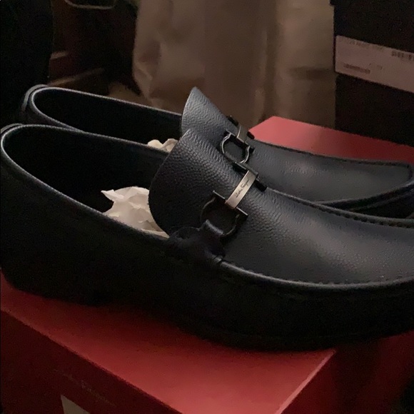 Navy Blue Ferragamo loafers - Picture 5 of 10
